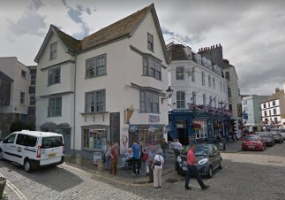 Island House_The Barbican_Plymouth_01_crop s