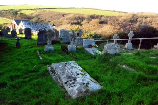 Lockyer_James_grave_Wembury_St Werburgh's Church_Sue Carylon photo_2017_01 s